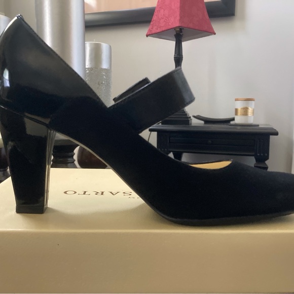 Franco Sarto Suede and Patent Leather MJ - Picture 3 of 3